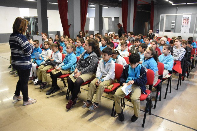 Bursa Göç Tarihi Müzesi Çocuklara Kitap Sevgisi Aşılıyor