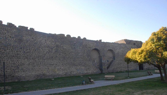 Diyarbakır Surları, Çin Seddi’ni Geride Bıraktı