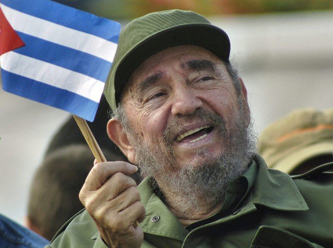 Fidel Castro Öldü