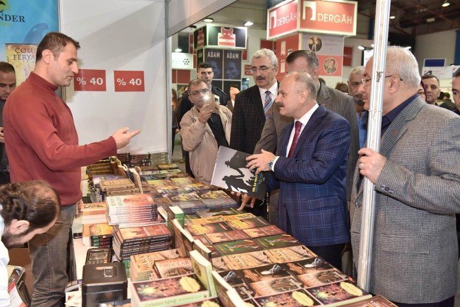 Mersin 2. Kitap Fuarı Başladı