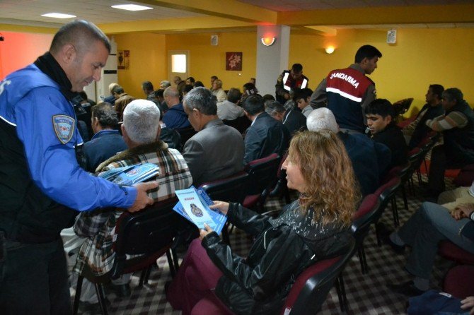 Bozyazı’da Emniyet Güçlerinden Vatandaşlara Bilgilendirme Toplantısı