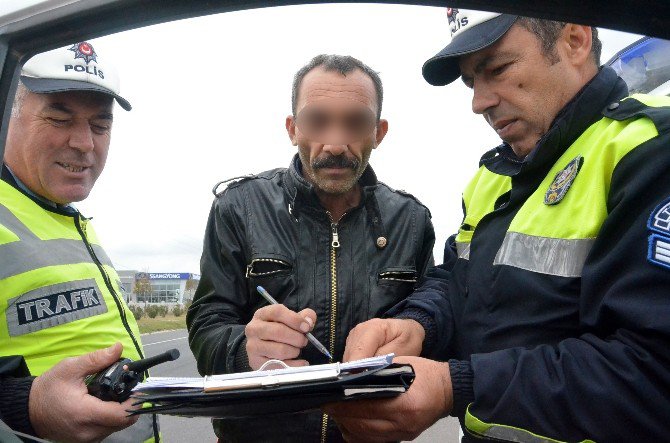 Uyuşturucu Kullandığı İddia Edilen Tır Şoförü Direksiyon Başında Fenalaştı