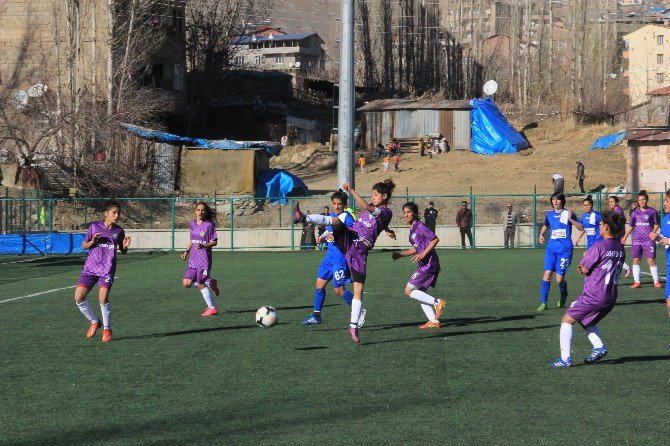 Hakkari Gücü Spor, Diyarbakır Spor Berabere Kaldı