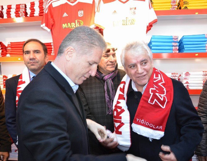 Sivasspor Store Hizmete Açıldı