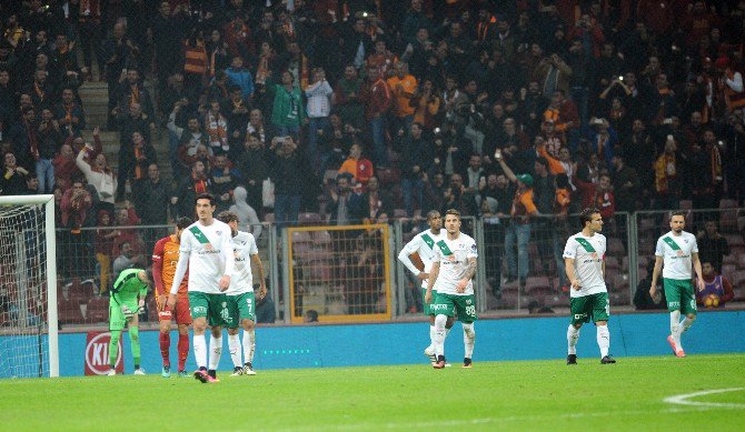 Hamzaoğlu, Bursaspor’daki 9. Mağlubiyetini Aldı