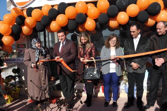 Başkan Bakıcı, İş Yeri Açılışlarına Katıldı