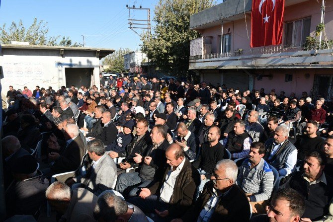 Vali Demirtaş Ve Eşinden Şehit Ailelerine Taziye Ziyareti