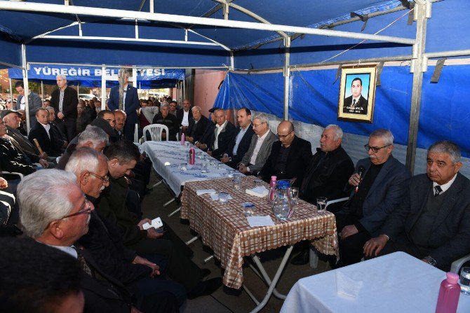 Vali Demirtaş Ve Eşinden Şehit Ailelerine Taziye Ziyareti