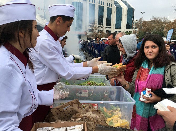 Kartal’da Vatandaşlar Hamsiye Doydu