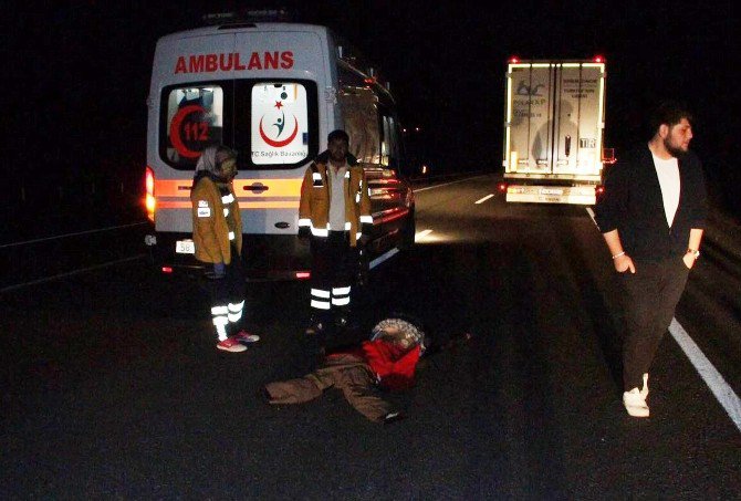 Yol Kenarında Fındık Satarken Araç Çarpması Sonucu Öldü