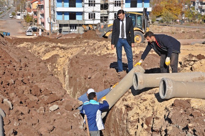 Gölbaşı’nda Kanalizasyon Çalışması