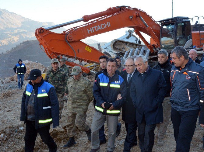 Bakan Yardımcısı Ersoy’dan Göçükte Ölen İşçilerin Ailelerine Ziyaret