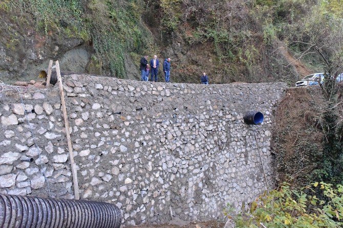 Altınordu’da İstinat Duvarı Çalışmaları