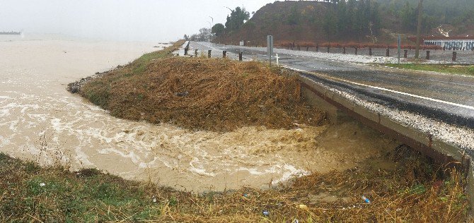 Çanakkale’de Sağanak Yağış