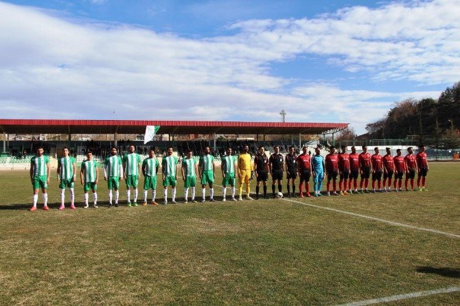 Yeşil Kırşehirspor Farklı Kazandı