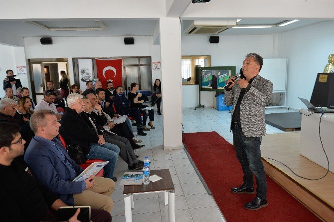 Başkan Uysal, ‘Kentsel Dönüşüm Semineri’ne Katıldı