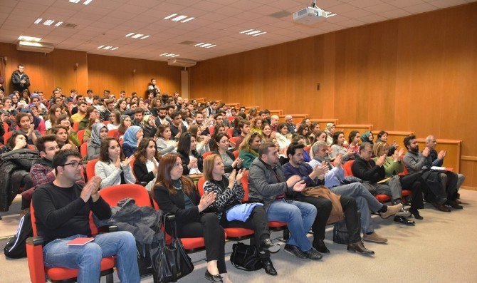 Mimarlık Öğrencileri Yeşil Binaları Konuştu