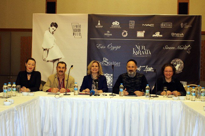 İzmir Fashion Week’te Geri Sayım