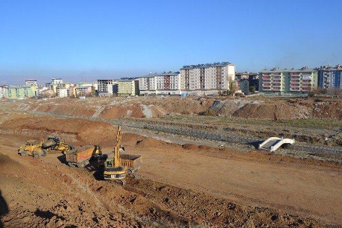 Muş Belediyesi Alternatif Yollarla Kenti Geleceğe Hazırlıyor