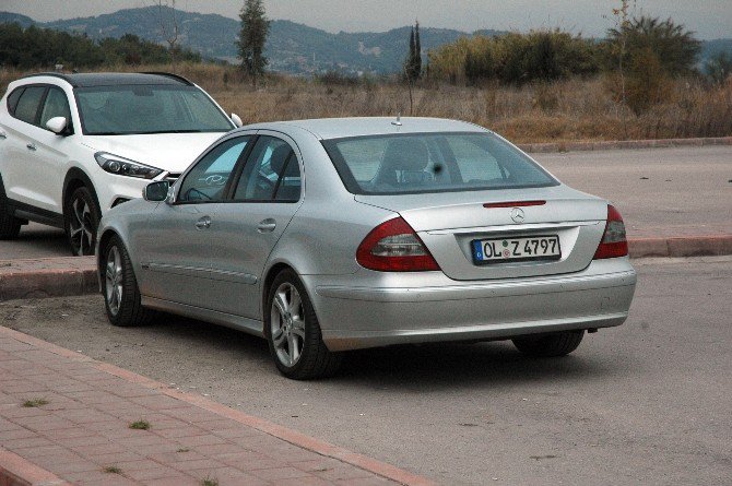 Adana’da Bombalı Araç Paniği