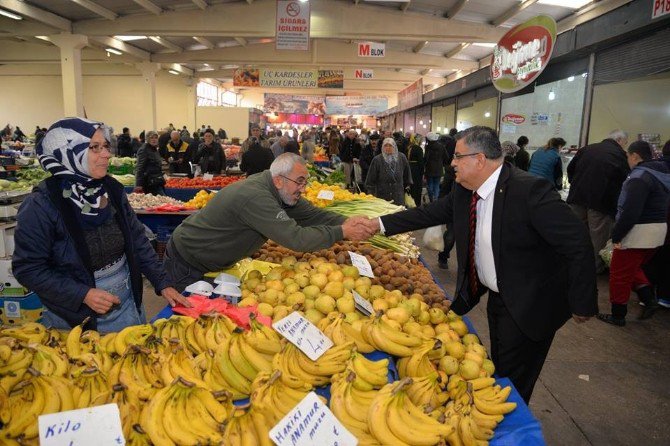 Belediye Başkanı Selim Yağcı’dan Kapalı Pazar Ziyareti