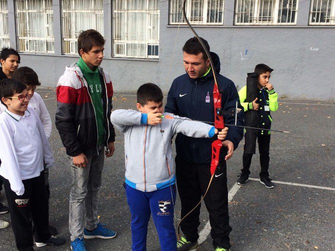 Beyoğlu’nda 12 Bin Çocuk Daha “Ok” Atacak