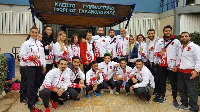 Devrekli Kübra Kaya Kick Boks Avrupa 3. Oldu