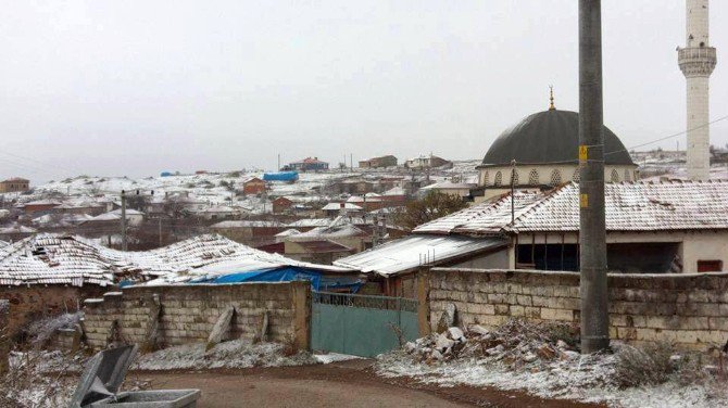 Edirne’ye Mevsimin İlk Karı Düştü