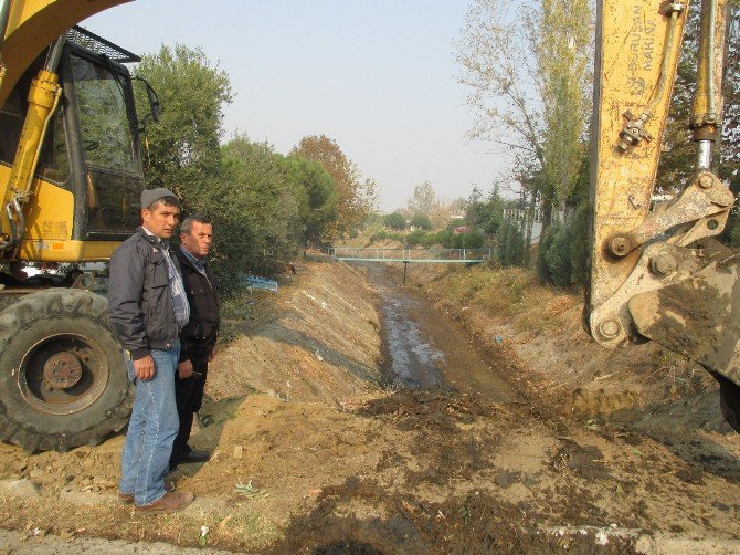 Turgutlu’nun Dereleri Temizlendi