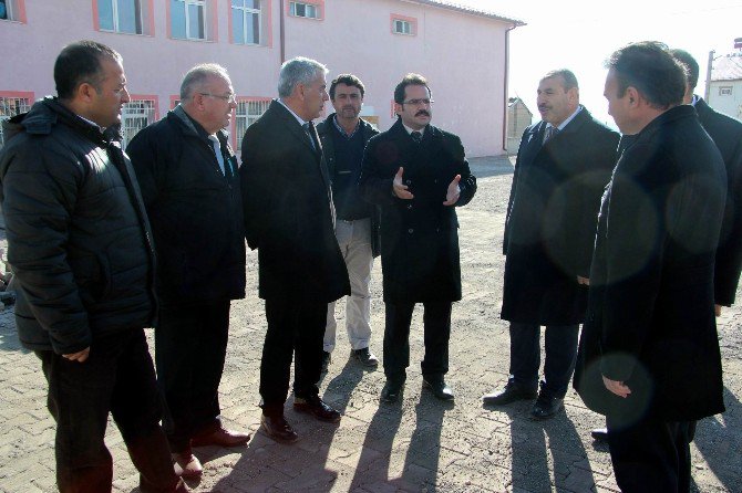 İl Özel İdaresi Genel Sekreteri Kaya, Okullar Bölgesi’nde İncelemede Bulundu