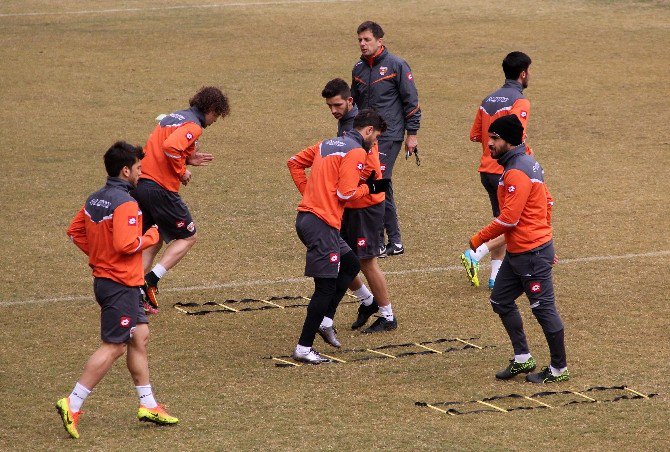 Adanaspor, Gençlerbirliği Maçı Hazırlıklarını Sürdürdü