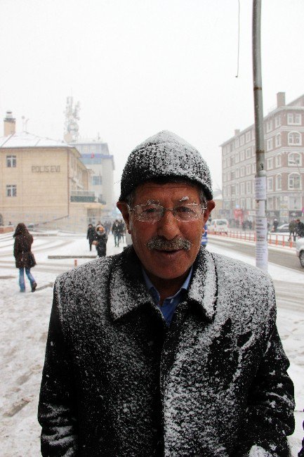 Erzurum Beyaz Gelinliğini Giydi