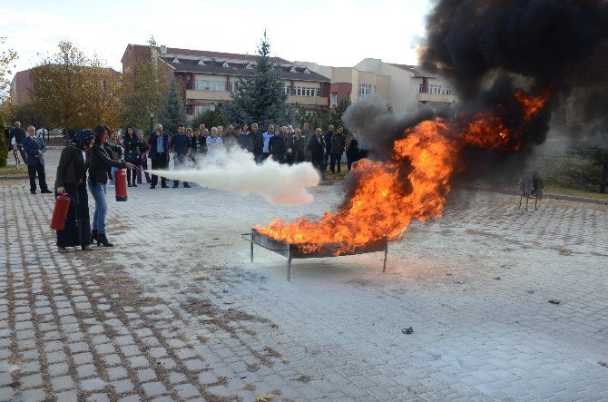 Esoğü’de Sivil Savunmaya Kadın Eli Değdi