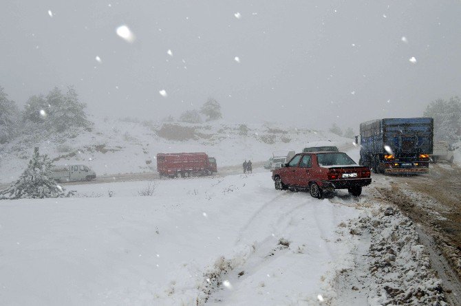 Kastamonu’da Kar Yağışı Etkili Oluyor