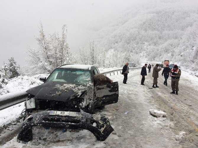 Kastamonu’da Kar Yağışı Kazaya Neden Oldu