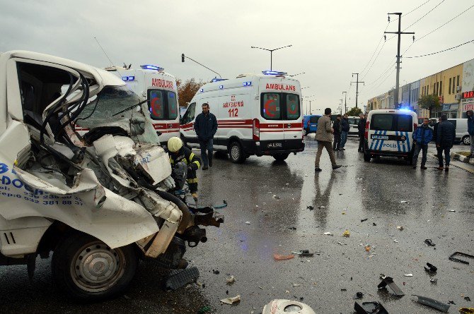 Manisa’da Trafik Kazası: 1 Yaralı