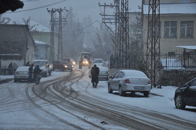 Bulanık’ta Kar Yağışı