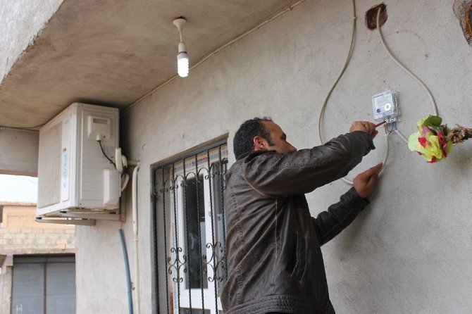 Yol Kesme Eylemi Yapılan Mahallede 200 Aboneden 60’ı Kaçak Elektrik Kullanıyor