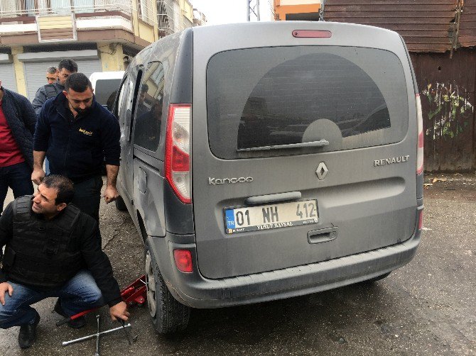 Çalıntı Akü İhbarına Giden Polise Silahlı Saldırı