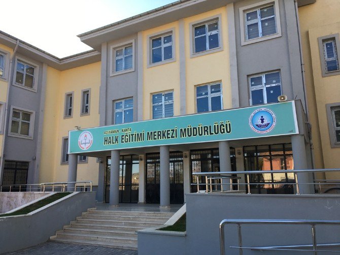 Halk Eğitim Merkezi Müdürü Yeni Binasına Taşındı