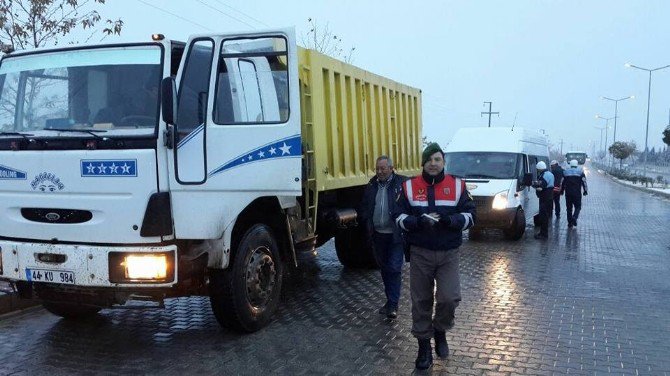 Büyükşehir Belediyesi Ve Jandarmadan Kış Lastiği Denetimi