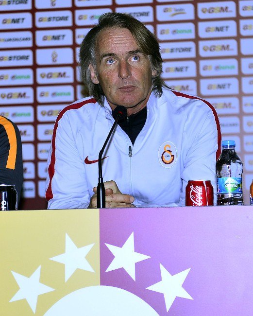 Riekerink: "Derbinin Berabere Bitmesini İsterdim"