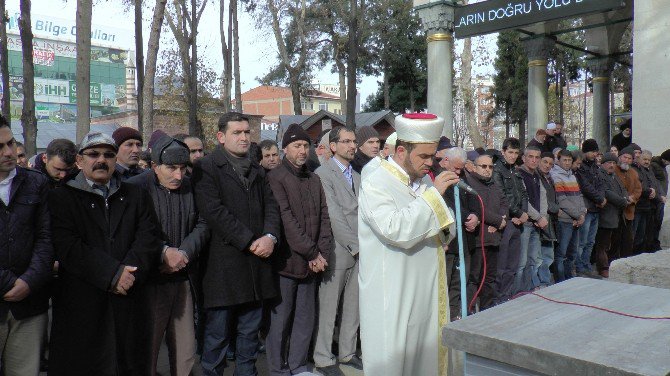 Gebze’de Halep Ve Adana’da Ölenler İçin Gıyabi Cenaze Namazı Kılındı