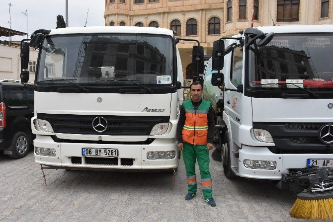 Nusaybin Belediyesi 2 Yeni Temizlik Aracı Aldı