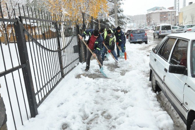 Palandöken Belediyesi Karla Mücadeleye Başladı