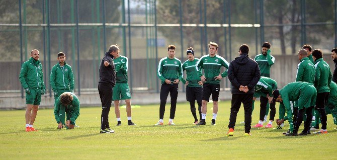 Bursaspor Kanat Organizasyonu Çalıştı