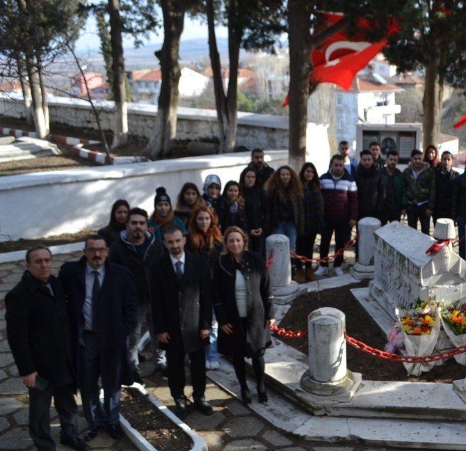 Namık Kemal Mezarı Başında Anıldı