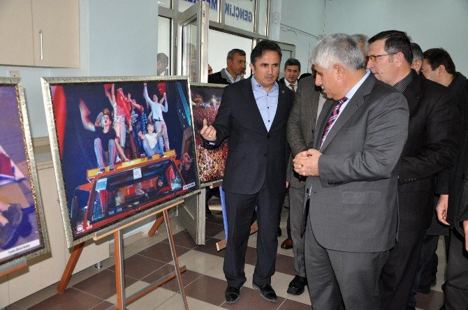 Sorgun’da “15 Temmuz Direniş Ve Diriliş Fotoğraf Sergisi” Açıldı