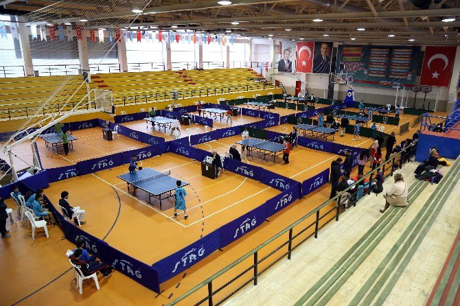 İlçe Spor Şenlikleri Masa Tenisi Turnuvası Tamamlandı