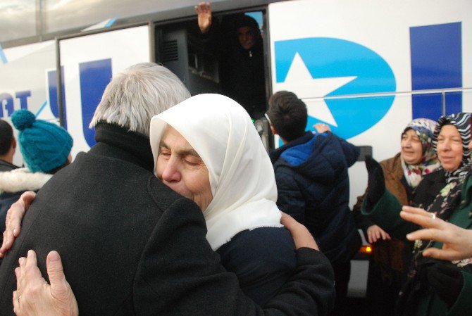 Tokat’ta Umre Kafilesi Kutsal Topraklara Uğurlandı